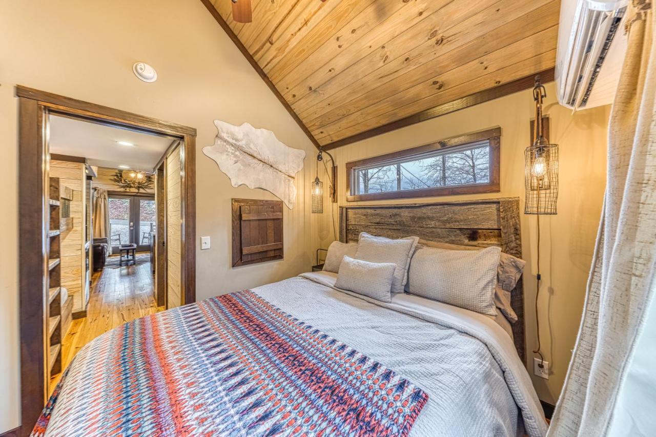 Smoky Mountain Tiny Home Pigeon Forge Esterno foto